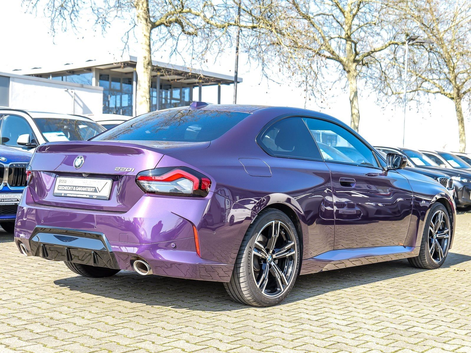 BMW 220 - Bild 2