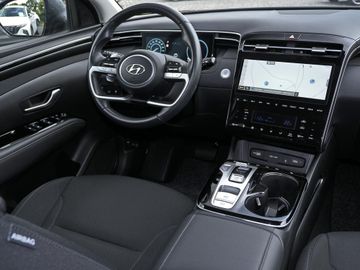 Hyundai TUCSON - 11