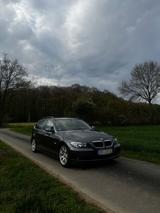 BMW 325d E91 Kombi - BMW 325 aus 2007: Kombi