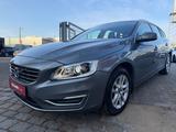 Volvo V60 Kombi Summum*SENSUSSound*LEDER*AT*PDC*LED - Volvo V60 Summum mit Diesel-Antrieb