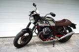 Moto Guzzi V7 II Racer - MOTO GUZZI V7 RACER