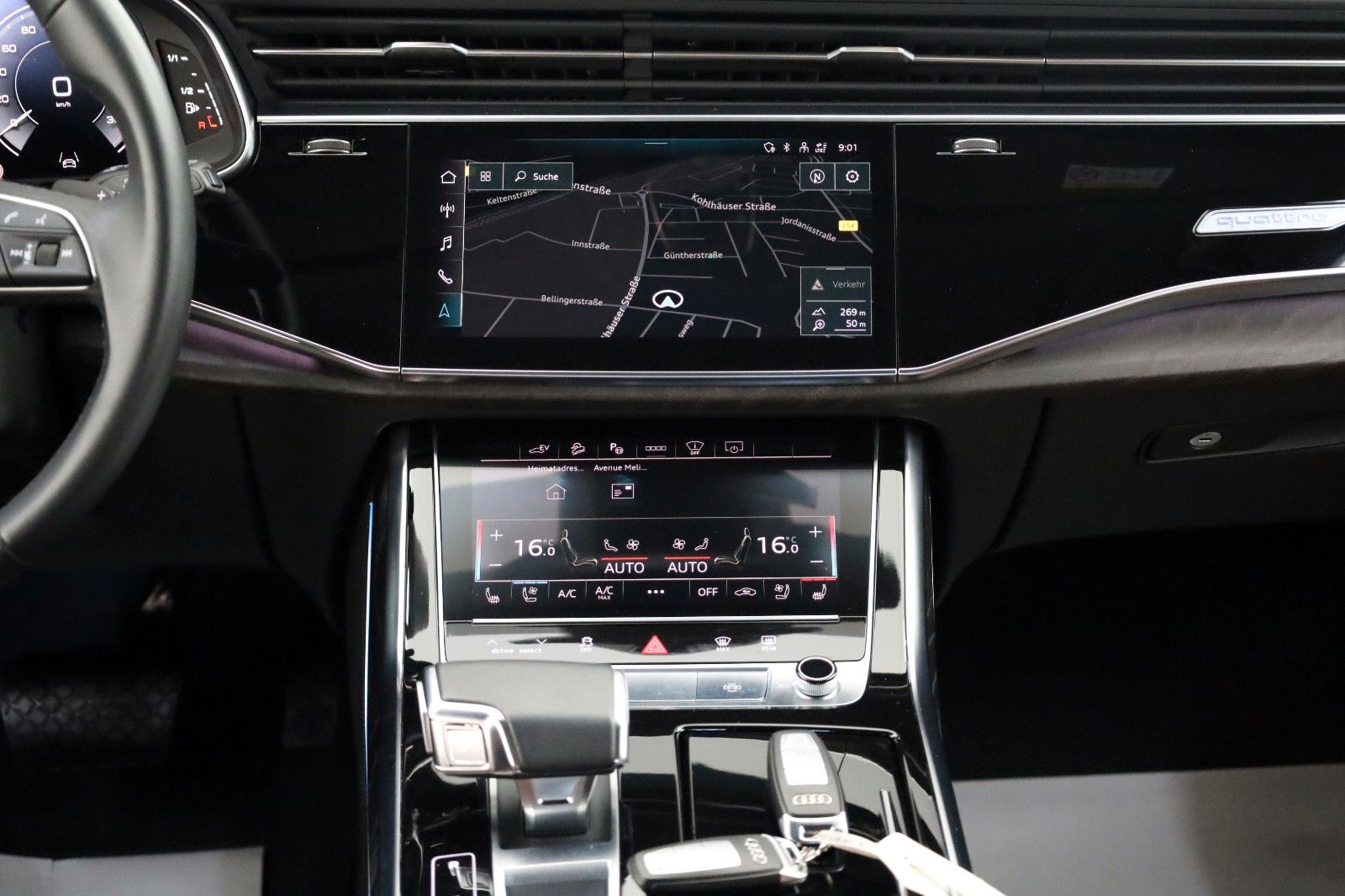 Fahrzeugabbildung Audi Q7 55 TFSIe quattro Leder,Navi,Panorama,Massage