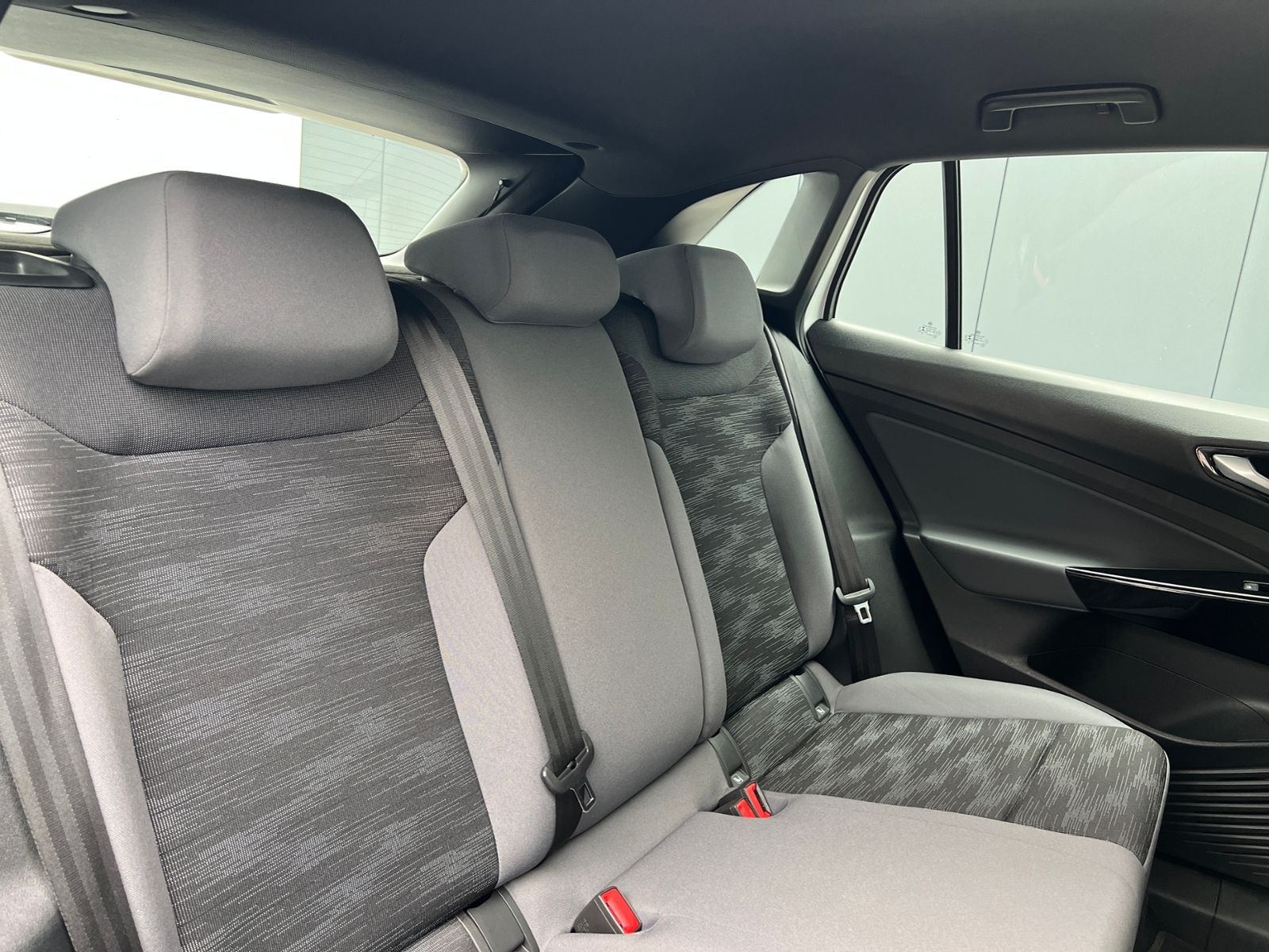 Fahrzeugabbildung Volkswagen ID.4 Pro Performance *Garantie, Frontscheibenhzg