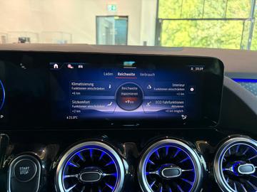 2025 Mercedes-BENZ EQA 缩略图 41