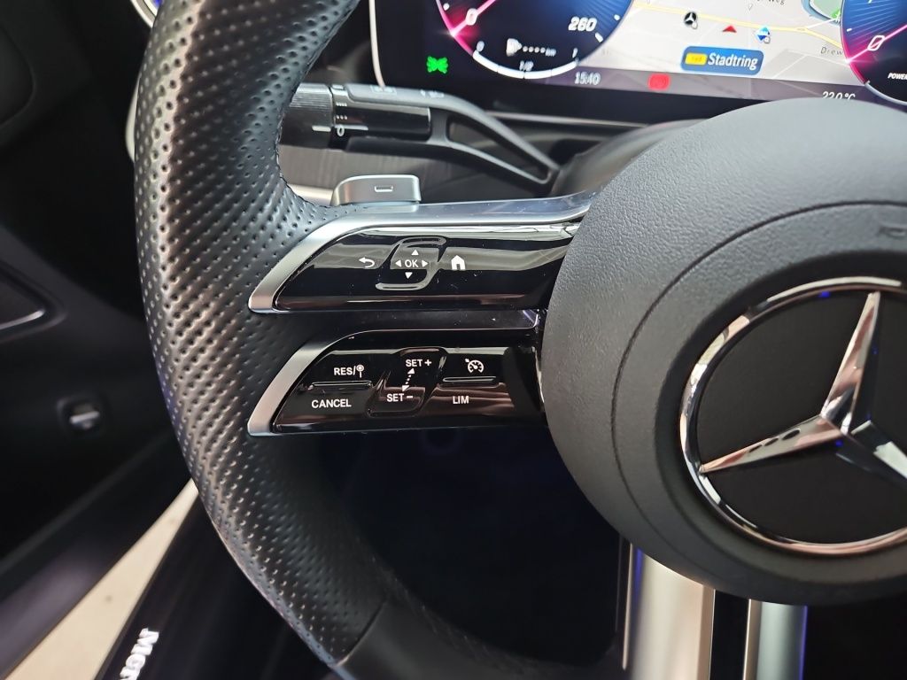 Fahrzeugabbildung Mercedes-Benz C 300 4M AMG Night AHK Pano LED 360 Memory Sport