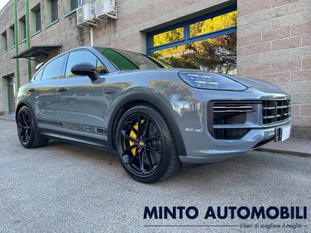 Inne PORSCHE Cayenne COUPE' 4.0 E-HYBRID TURBO GT 740