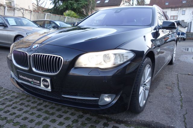 BMW 530d xDrive Touring - AHK, Standheizung, Pano