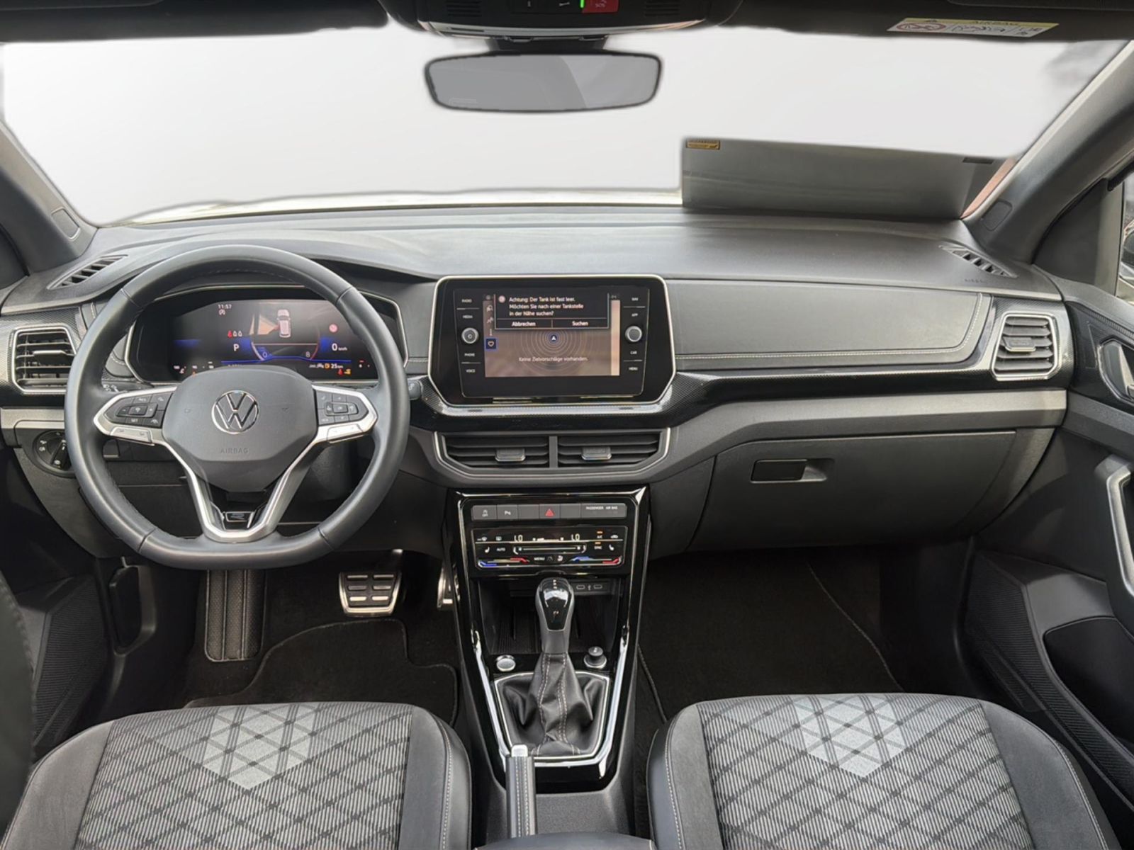 Volkswagen T-Cross - Bild 11