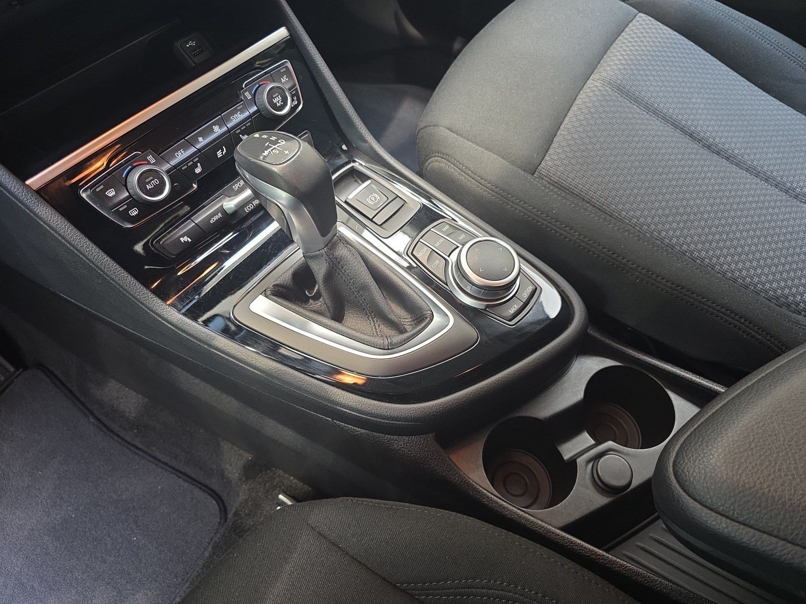 BMW 225 Active Tourer - Bild 11