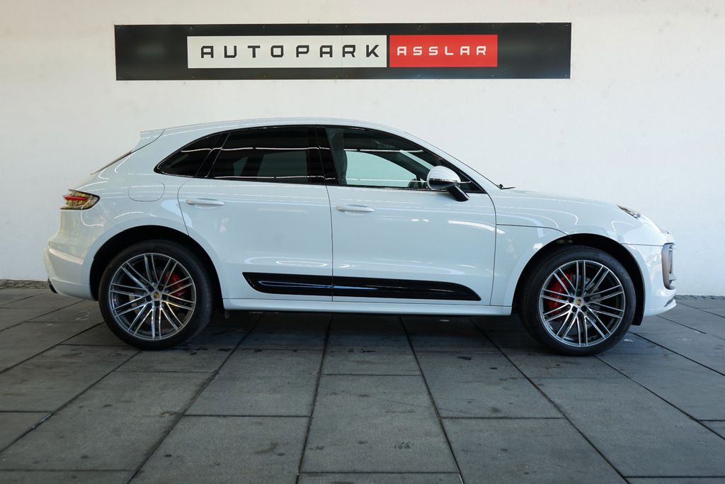 Image of Porsche Macan