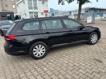 Volkswagen Passat Variant - 9