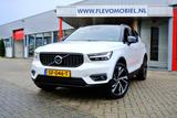 Volvo XC40 2.0 T5 247PK AWD R-Design Intro Edition Aut - weiße Volvo XC40