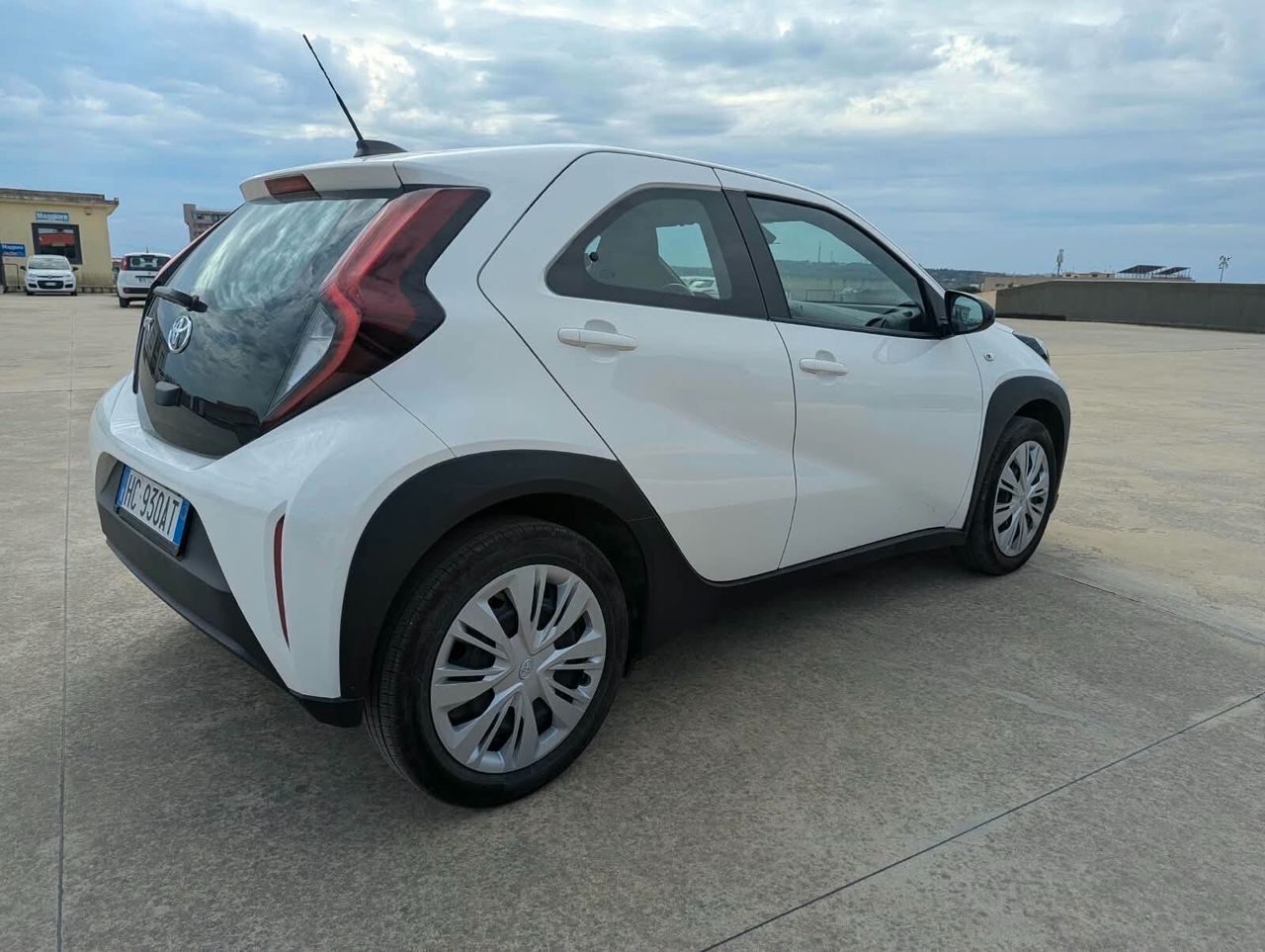 Other Toyota Aygo X 1.0 VVT-i 72 CV 5 porte Active S-C imagem 3
