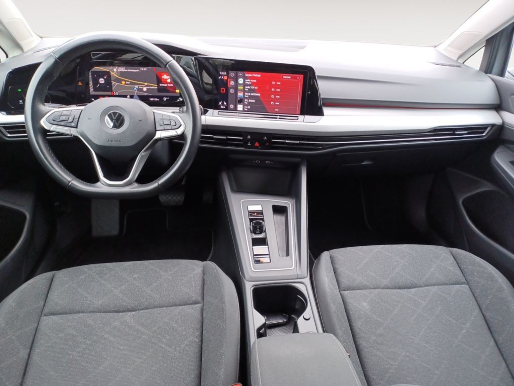 Fahrzeugabbildung Volkswagen Golf 2.0 TDI SCR DSG Life Navi, ACC, Shzg