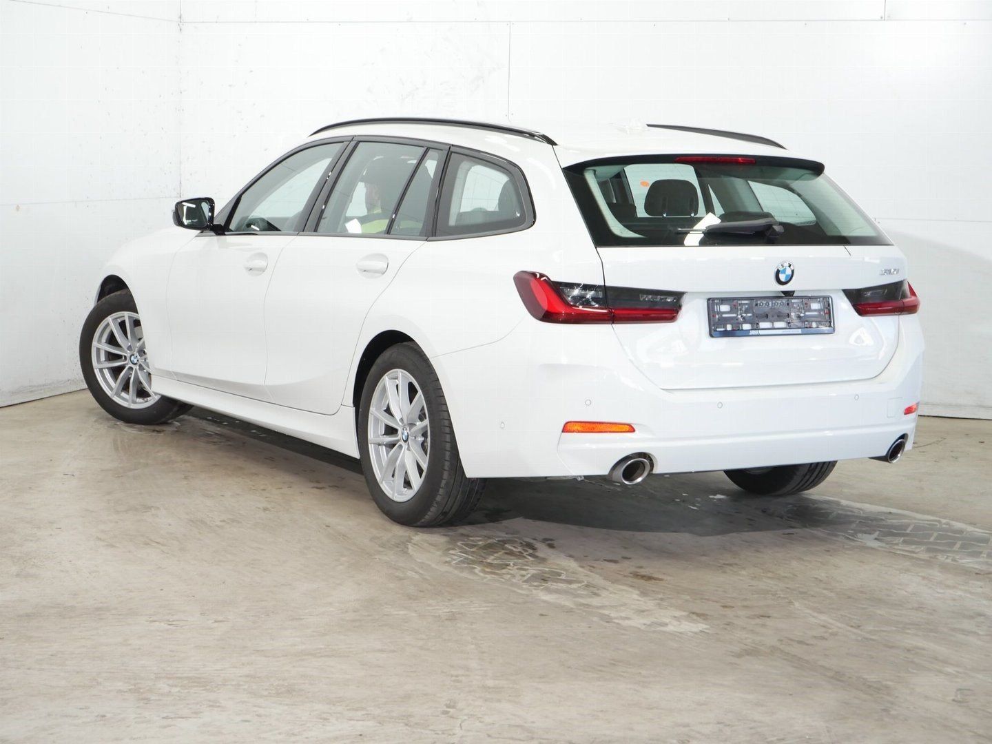 Fahrzeugabbildung BMW 318i |Komfortzugang |Sitzheizung |Parking Assist
