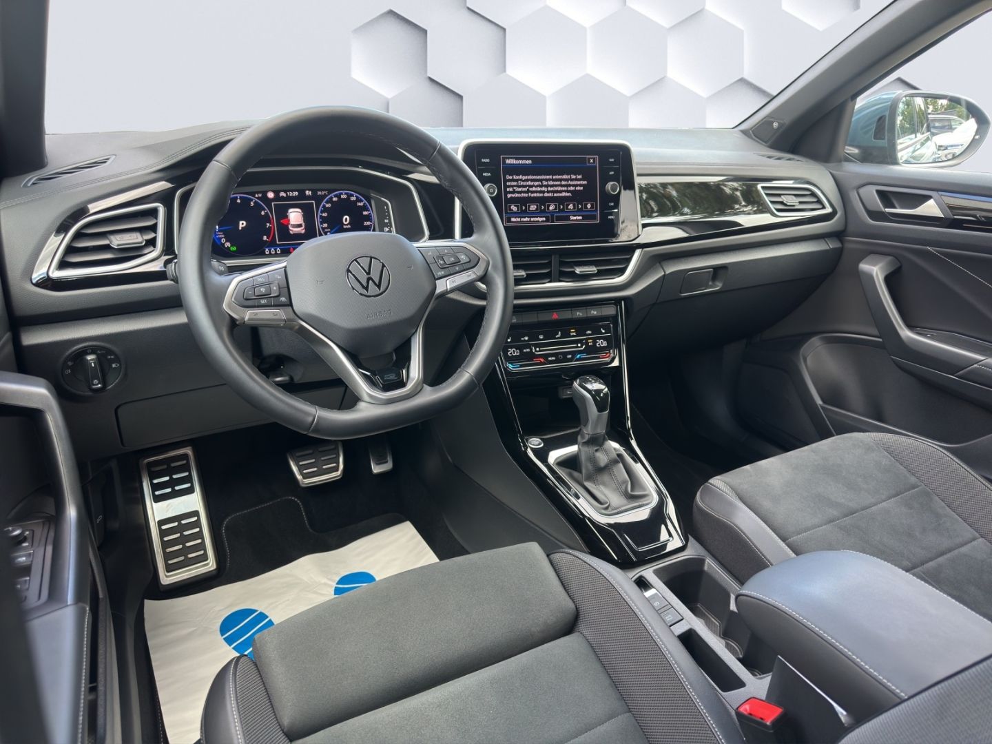 T-Roc 1.5 TSI OPF (EURO 6d) DSG R-Line AHZV LED