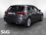 Mercedes-Benz A 220 Progressive KAMERA+MBUX+SPURHALTE+CARPLAY - Mercedes-Benz A 220 mit Benzin-Antrieb