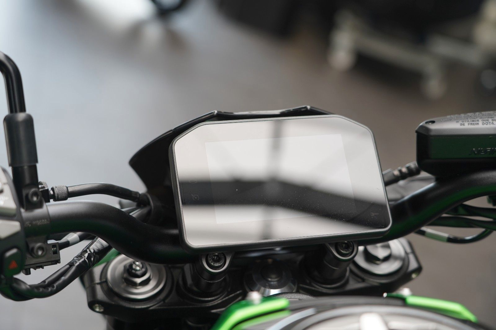 Fahrzeugabbildung Kawasaki Z900 4 Jahre Garantie