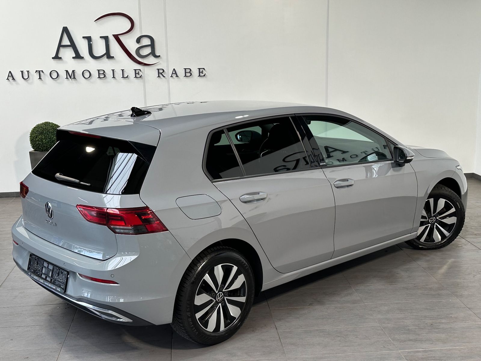 Fahrzeugabbildung Volkswagen Golf 1.5 TSI MOVE NAV+LED+GJR+ACC+SHZ+WIRELESS