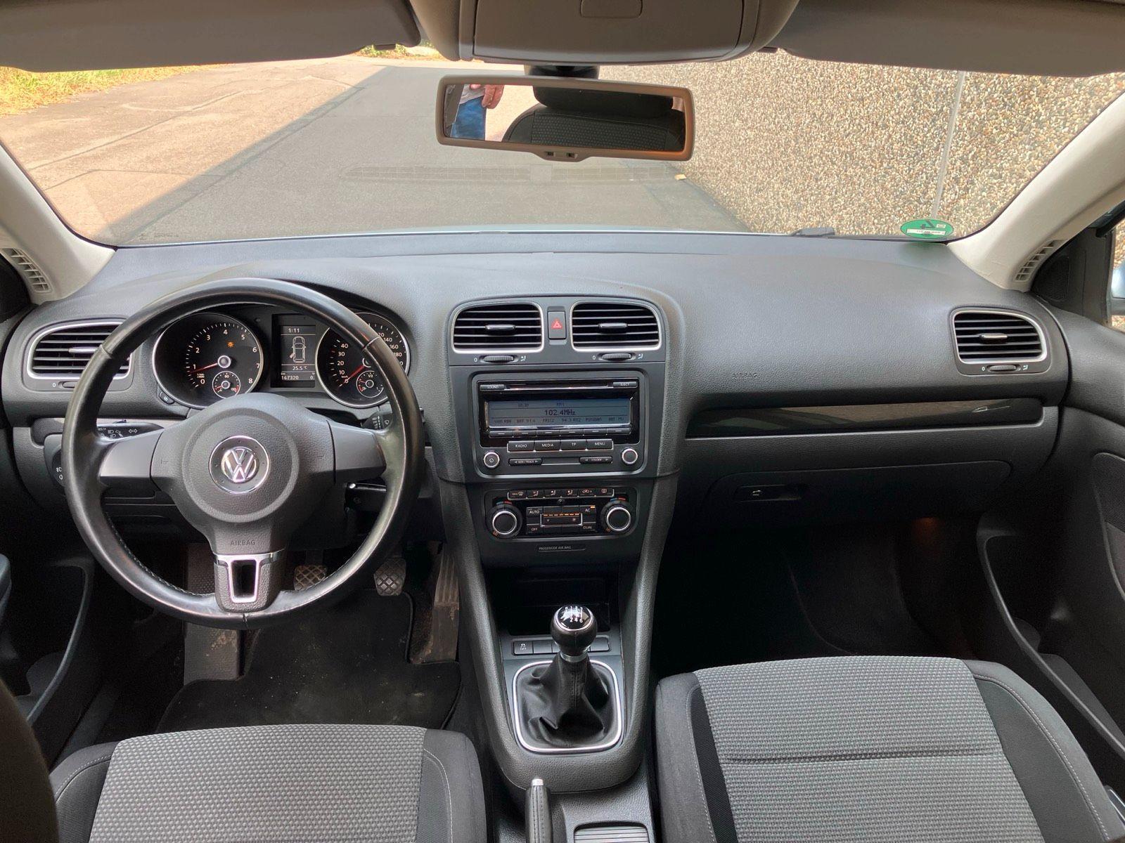 Volkswagen Golf 2011 — photo 12
