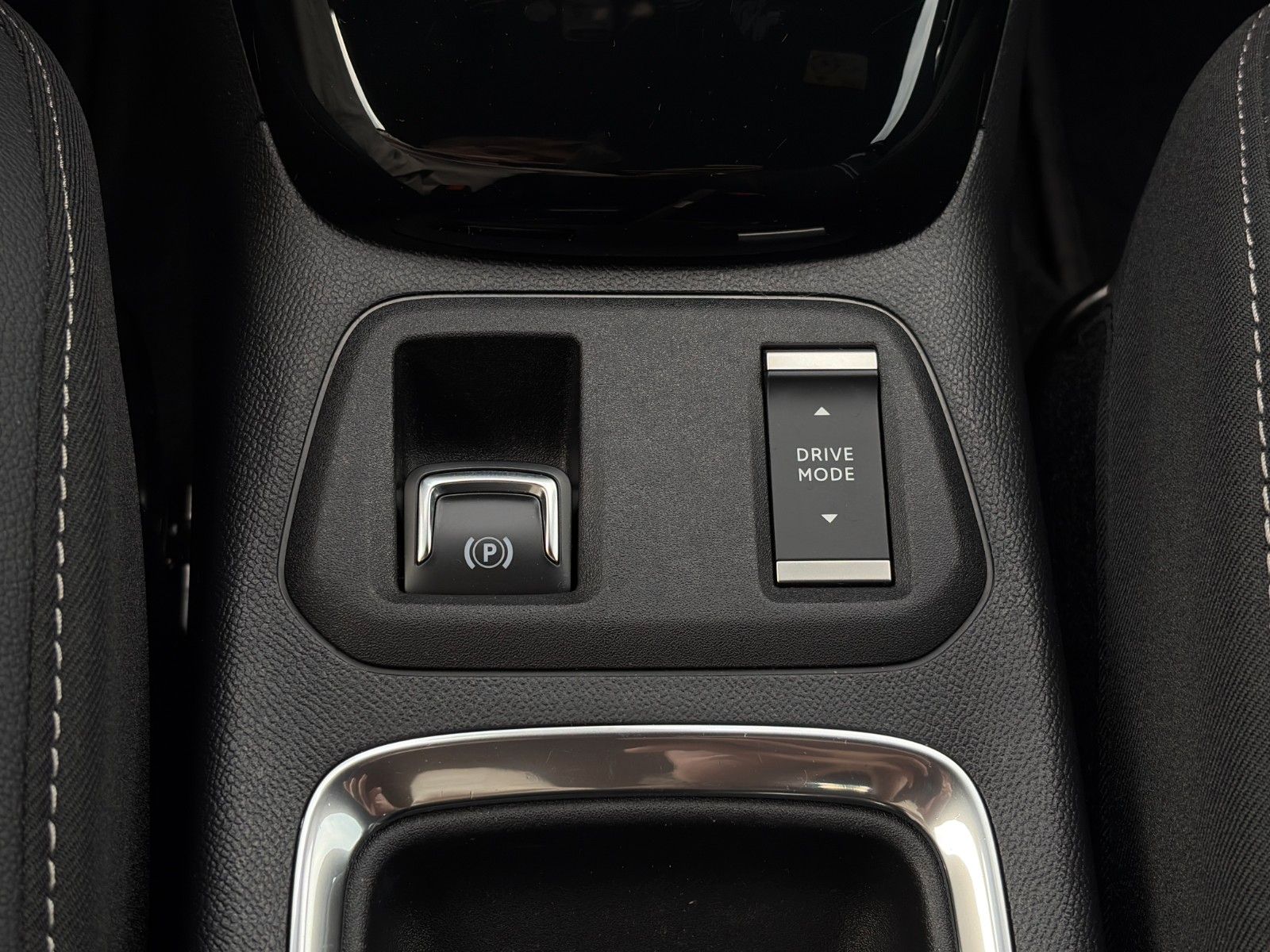 Fahrzeugabbildung Opel Corsa F GS 1.2 Turbo Kamera ACC SHZ LHZ CarPlay