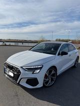 Audi S3 TFSI S tronic quattro Sportback - Modell 2024 - Audi S3 in Hamburg