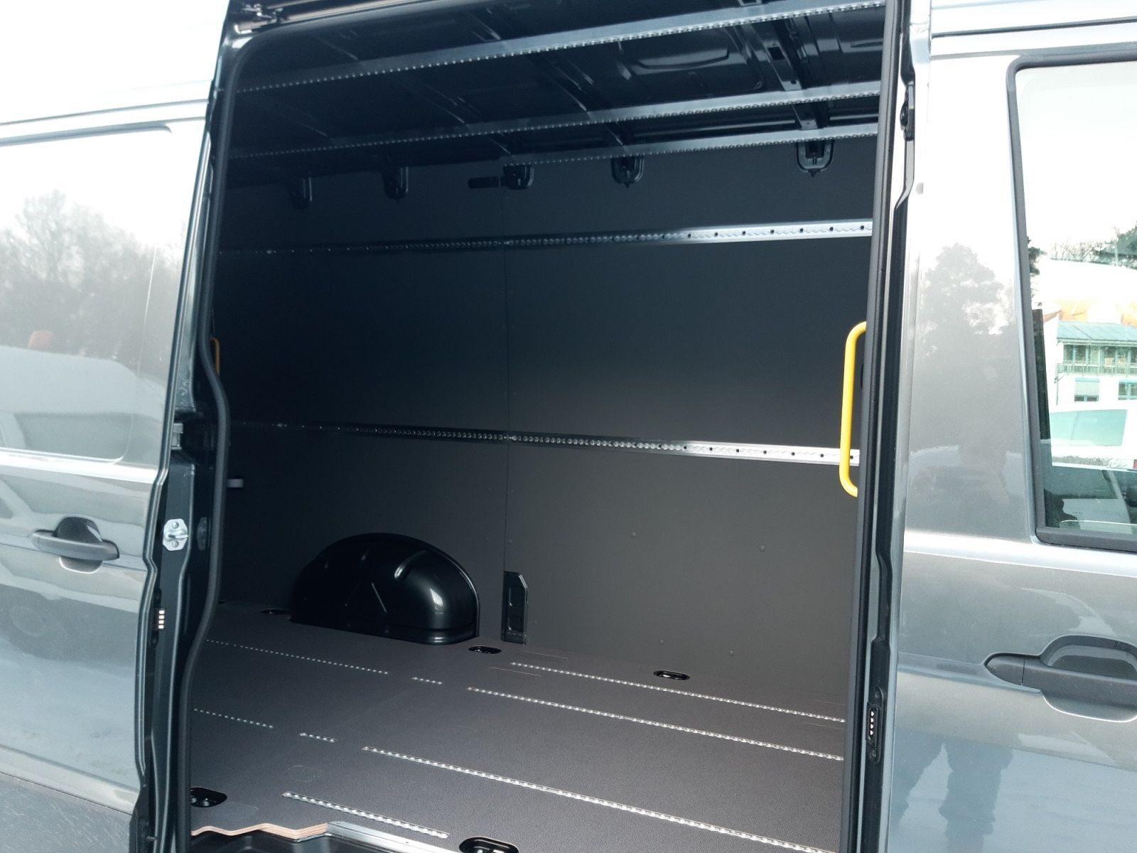 Crafter 35 Kasten 2,0 TDI 130 kW Frontantrieb 8-
