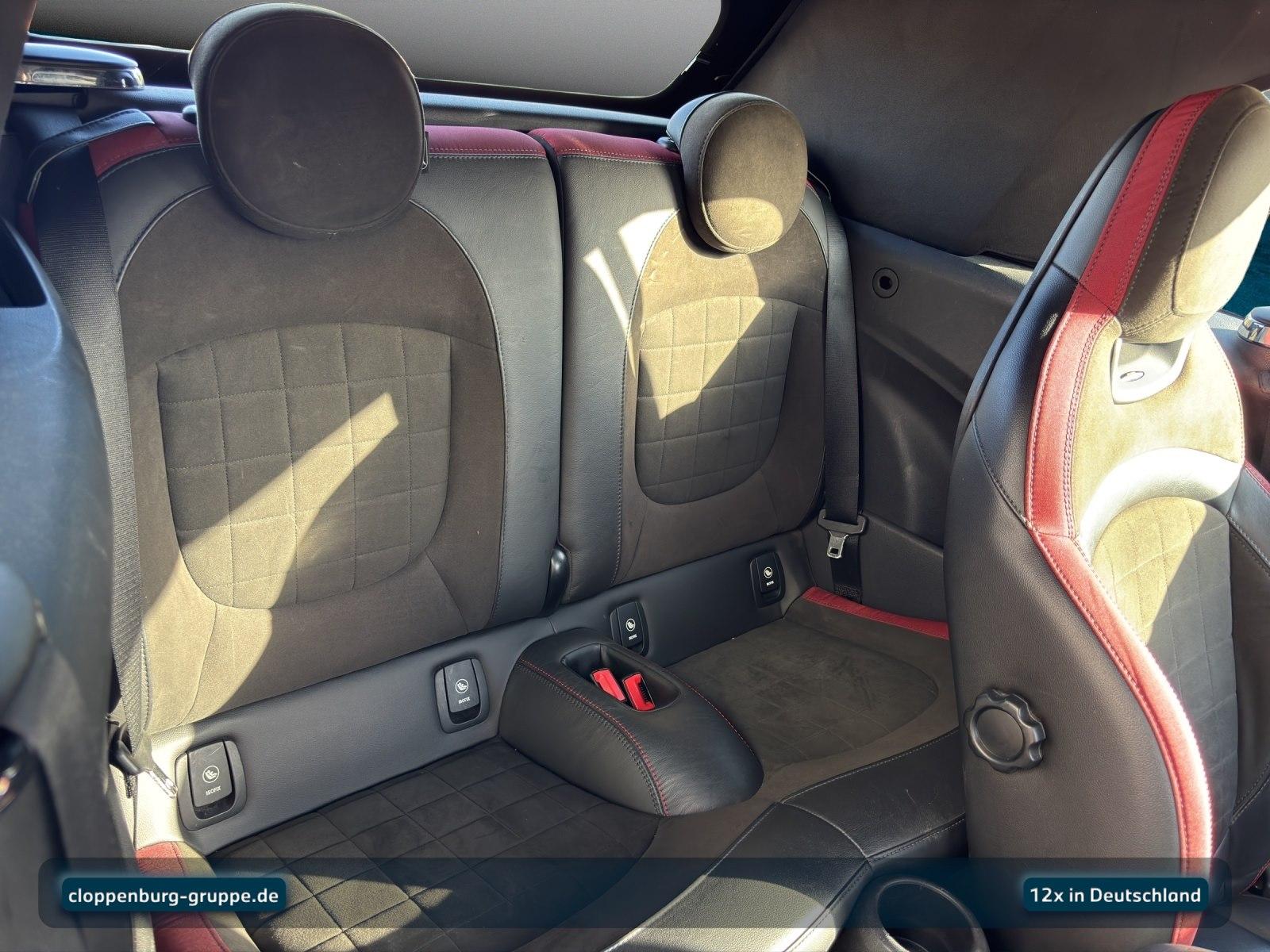 MINI Cooper S JCW Trim Navi+SHZ+HiFi+Klimaaut.+Ambi