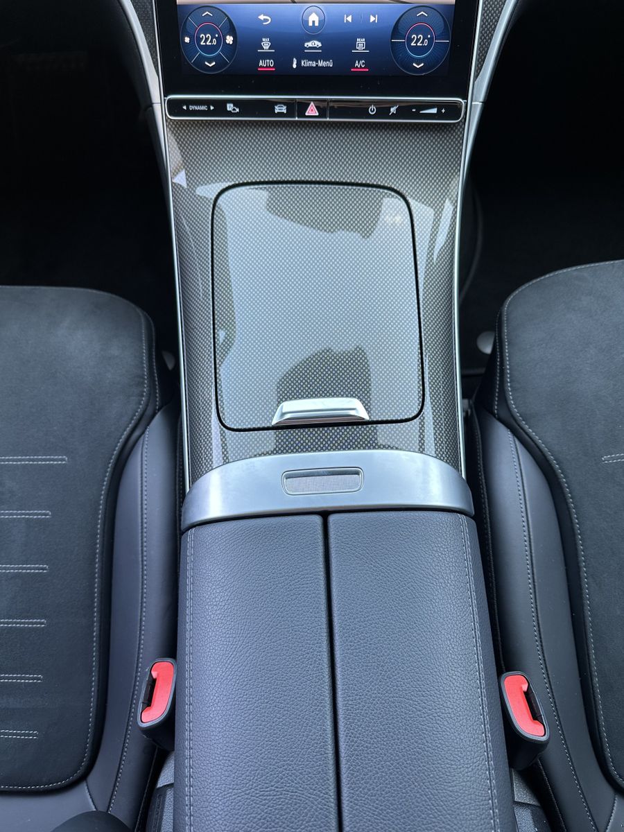 Fahrzeugabbildung Mercedes-Benz C 220d T 4Matic AMG-Line NAV+LED+DISTRONIC+360°