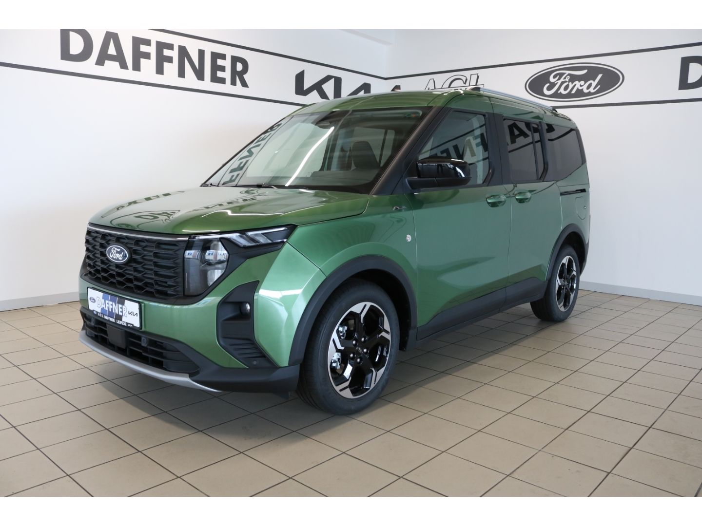 Fahrzeugabbildung Ford Tourneo Courier Active AUTOMATIK,