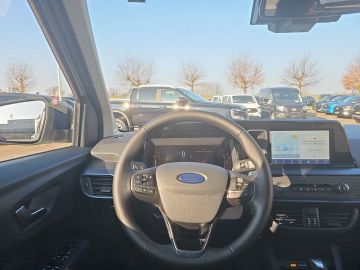 Bild 14 Ford Tourneo Courier Active Navi ACC Klimaautom DAB S