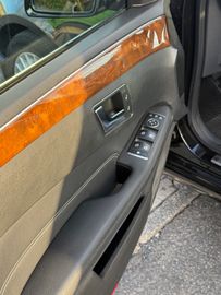 Mercedes E 250 - 8