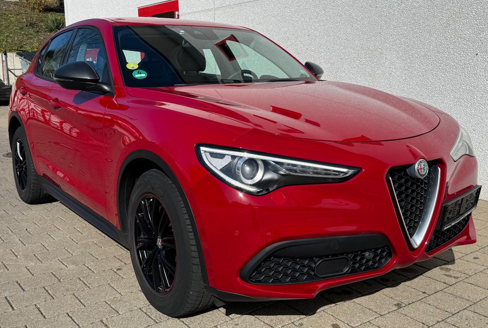 Alfa Romeo Stelvio Super Aut.Leder,Xenon,Temp,Navi,Ahk,Eur6