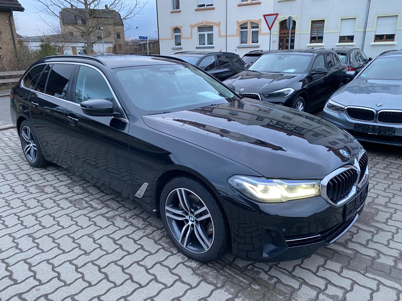 BMW 520d xDrive Head-up/AHZV/Laser/Kamera/HiFi