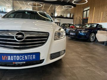 Opel Insignia A Sports Tourer Sport 4x4 *Xenon*1Hand*
