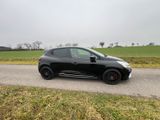 Renault Clio RS 220 Trophy - Renault Clio: RS Trophy