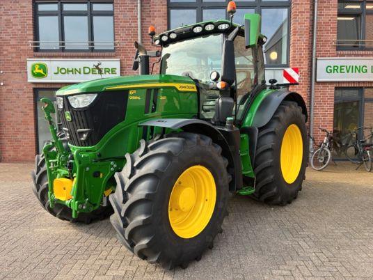 John Deere 6R250