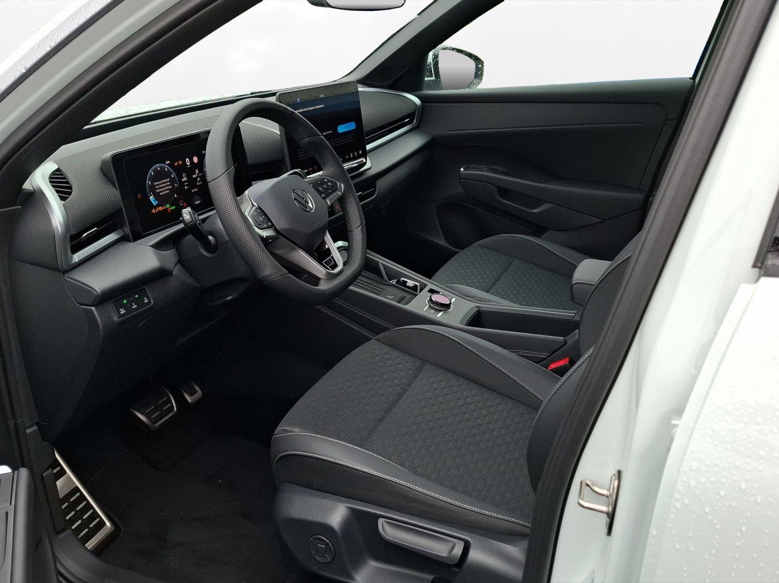 Volkswagen T-Roc R-Line 150 PS DSG | Ahzv. | NAVI | NAVI uv