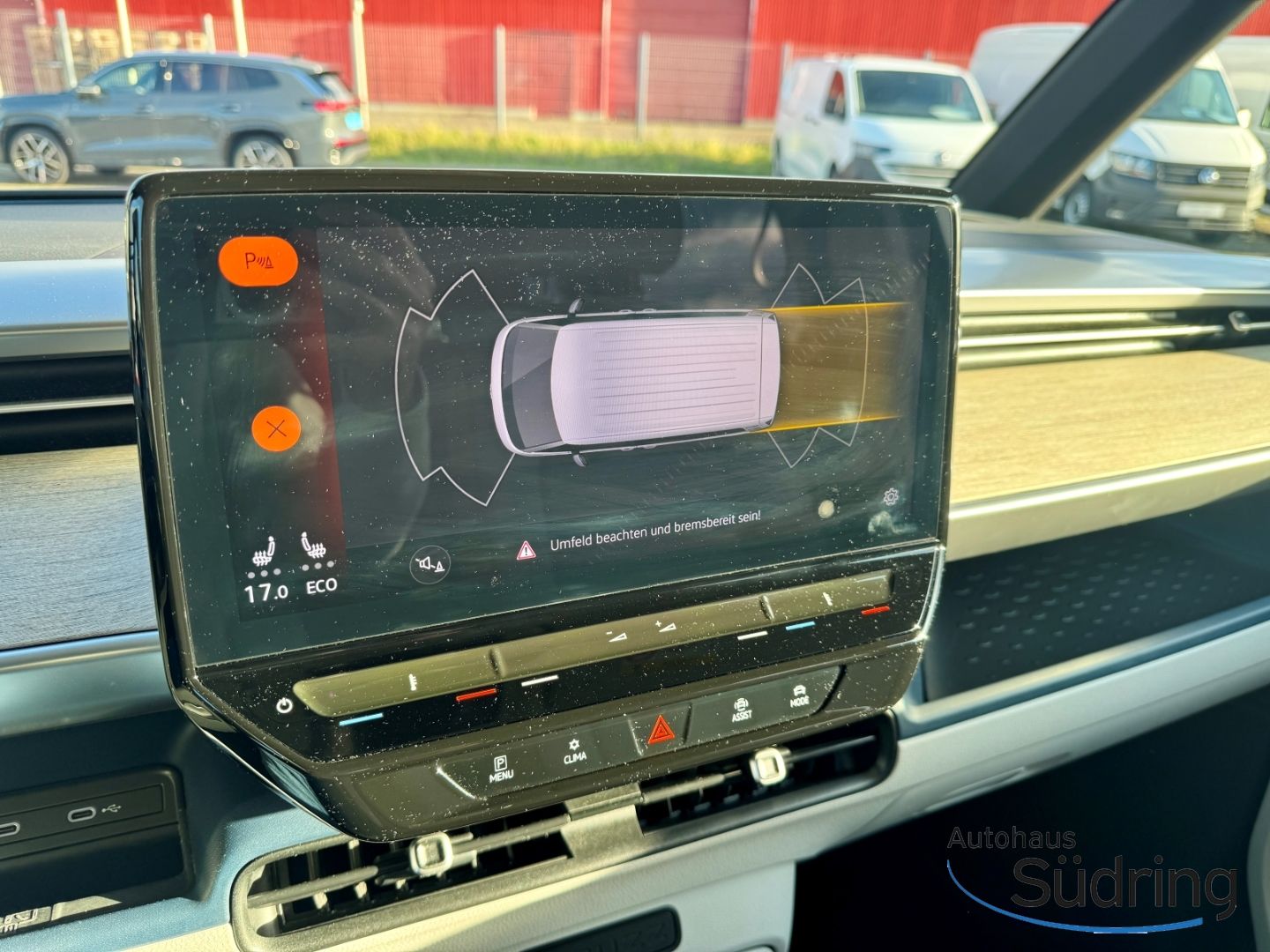 ID. Buzz Pro 77kWh AHK Navi IQ.Light