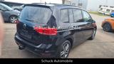 Volkswagen Touran 2.0 TDI DSG Panorama elHeck AHK Navi ACC