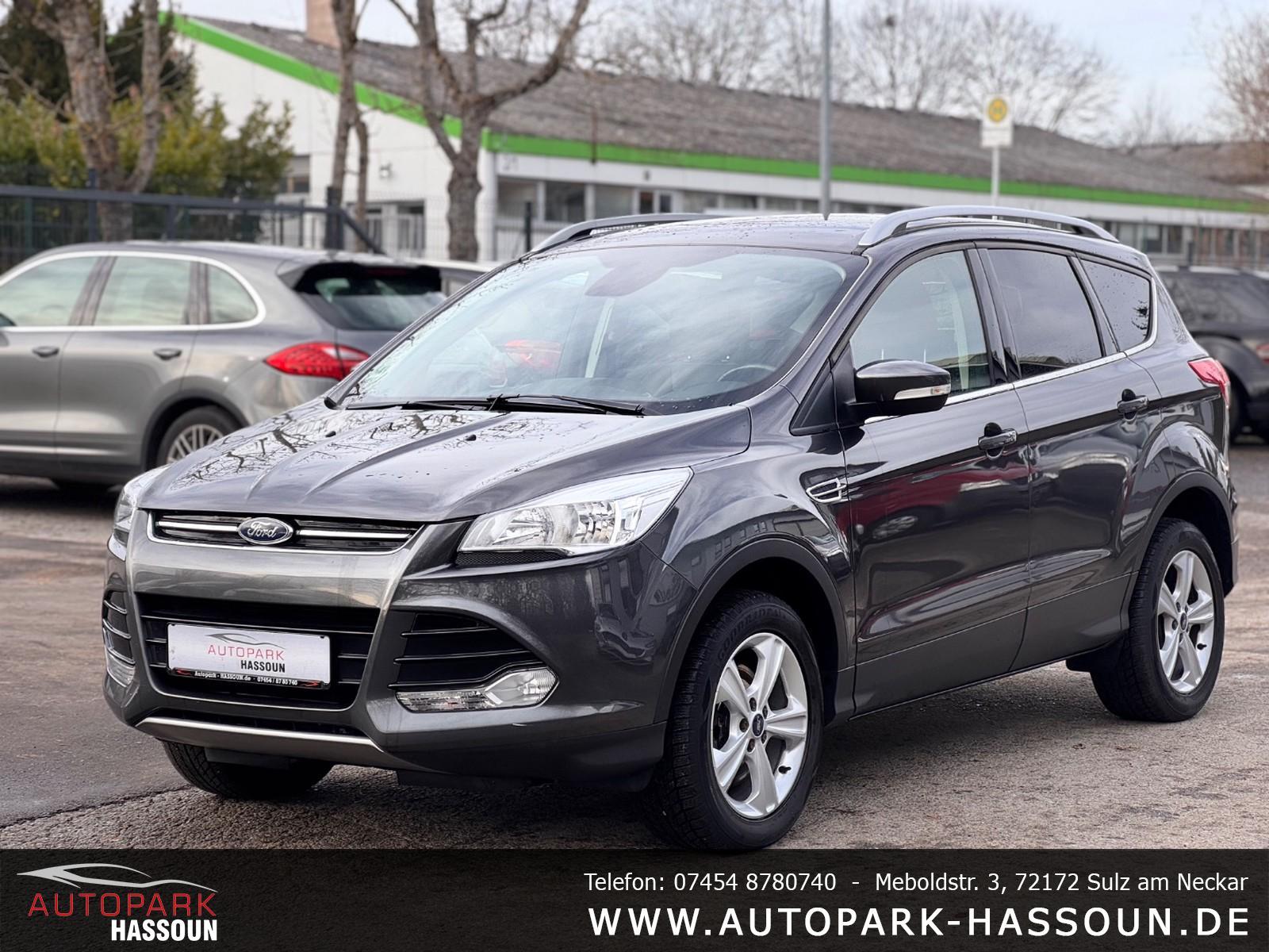 Ford Kuga Titanium TÜV 02/27 AHK Navi Tempo Klimaaut.
