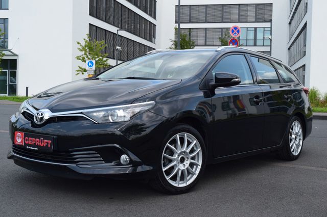 Toyota Auris Touring Sports Edition-S