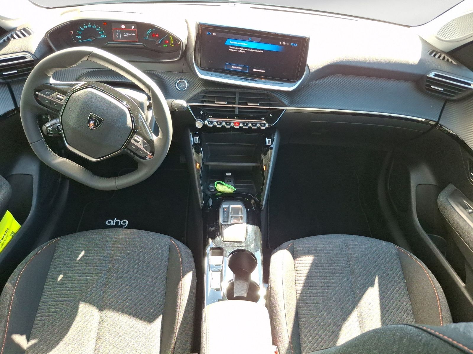 Peugeot e-208 - Bild 9
