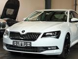 Skoda Superb Lim. L&K 4x4 Sonder Model - Skoda Superb mit Diesel-Antrieb: Limousine
