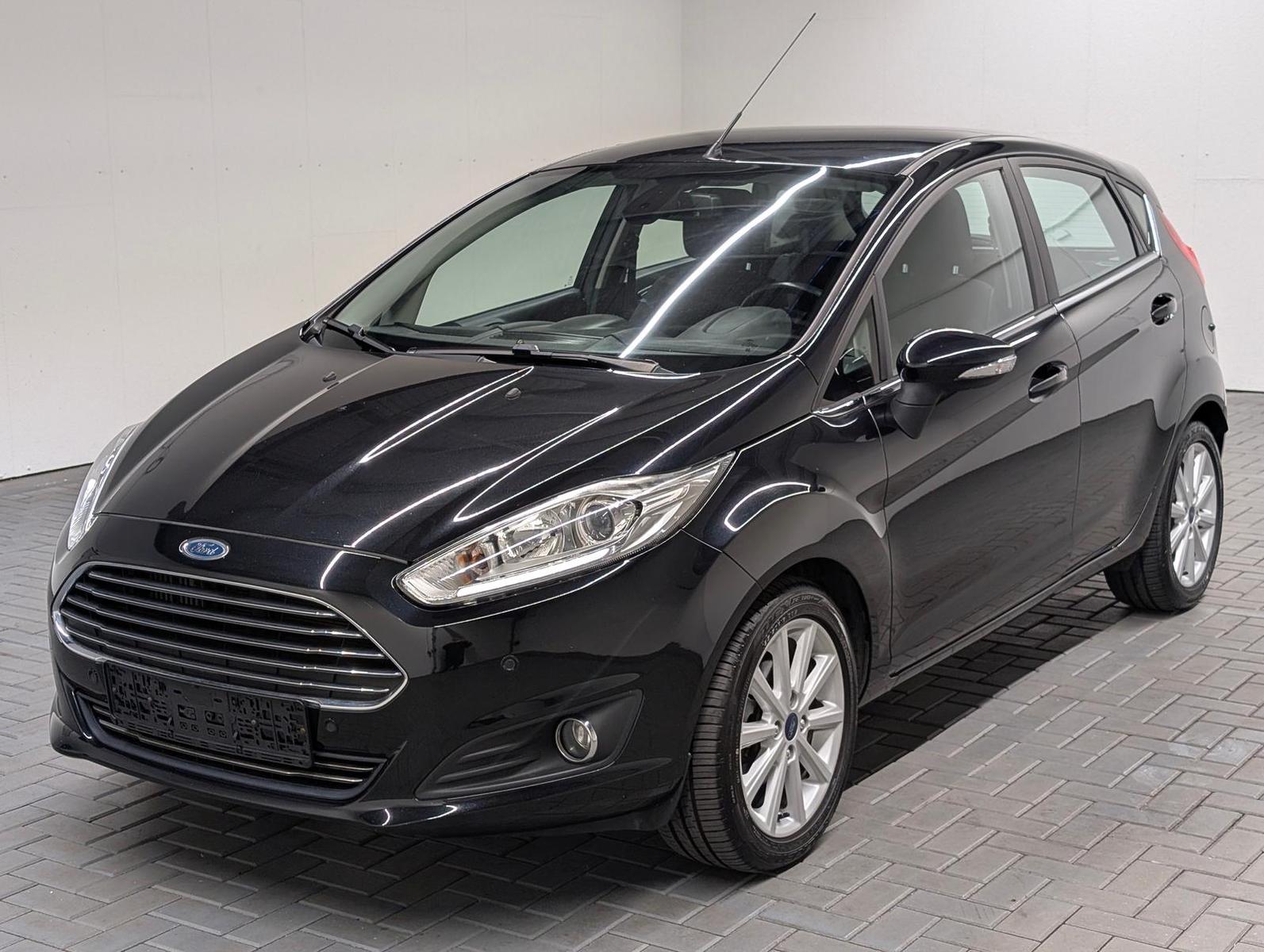 Ford Fiesta Titanium Klimaaut./SHZ/FSH/PDC/BT/16-LM