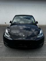 Tesla Model Y Long Range AWD,1.Hand,Garantie,8-fach  - Tesla Model Y: Von Privat