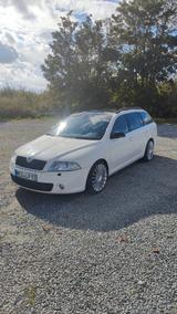 Skoda Octavia Combi 2.0 TDI RS RS - Skoda Octavia aus 2007: RS