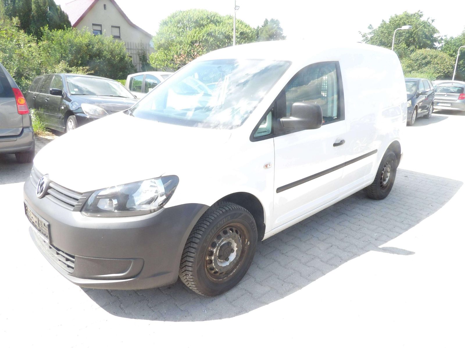 Volkswagen Caddy - 1