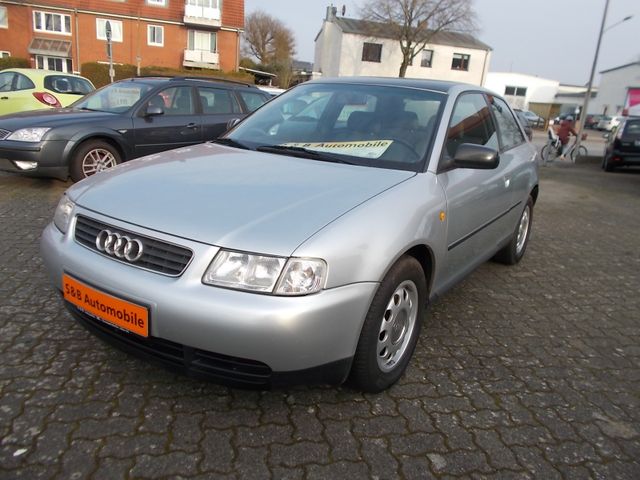 Audi A3 1.8 Ambiente TÜV 9/26