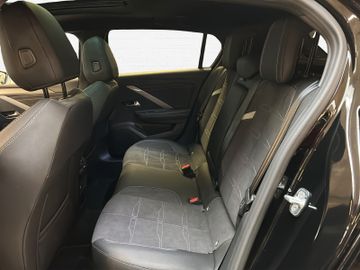 Fotografie 9 des Opel Astra 5T Ultimate Automatik Navi Schiebedach AHK